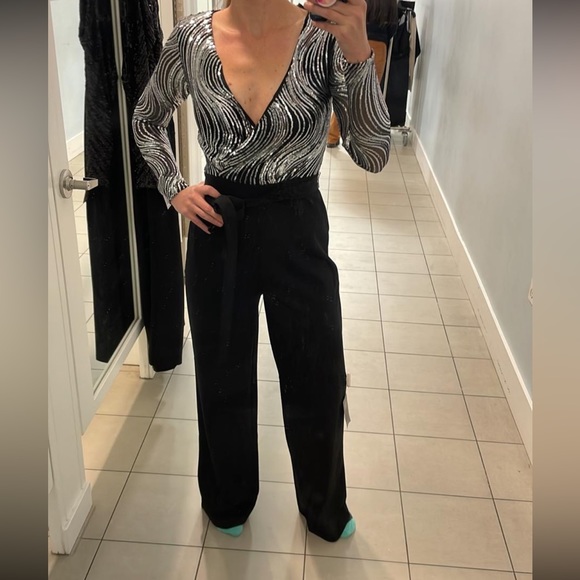 EUC LeChateau Sequin Long Sleeve Straight (wide) Leg Jumpsuit Size XS - Picture 11 of 13